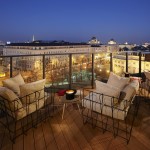 Terrasse mit Ausblick © 25hours Hotel