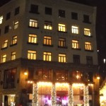 Das Haus ohne Augenbrauen lädt zum Designmarkt.