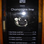 Champagner in der Loos-Bar