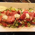 Tandoori Huhn auf Salat