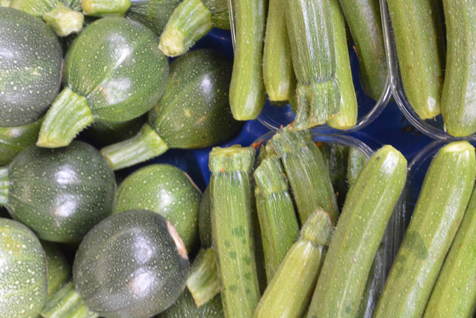 auf dem Markt im Juni