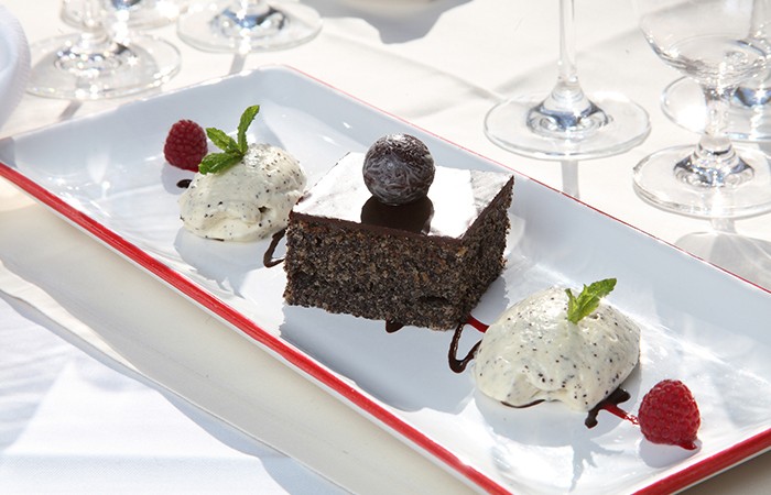 Mohnschnitte – geht immer! Foto (c) Kunst und Kultur Seminarhotel Geras
