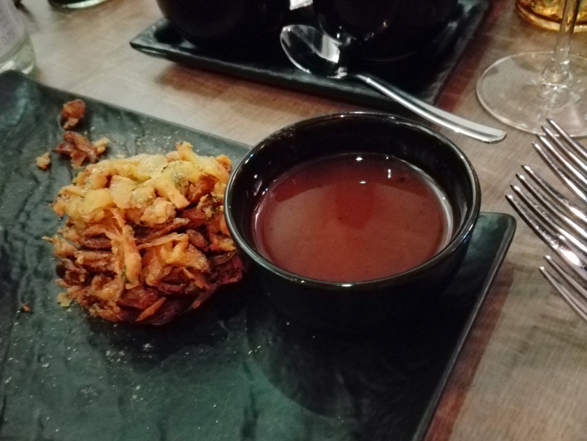 Onion Bhaji, vegan, Bild (c) Claudia Busser - kekinwien.at Onion Bhaji, vegan, Bild (c) Claudia Busser - kekinwien.at