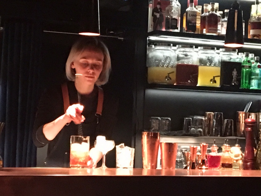 Katharina Esser, The Chapel, ein neues Speakeasy in Wien, Bild (c) kekinwien.at Katharina Esser, The Chapel, ein neues Speakeasy in Wien, Bild (c) kekinwien.at