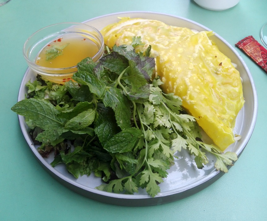 Banh Xeo mit Schweinefleisch und Garnelen um Euro 8,50, Bild (c) Claudia Busser - kekinwien.at Banh Xeo mit Schweinefleisch und Garnelen um Euro 8,50, Bild (c) Claudia Busser - kekinwien.at
