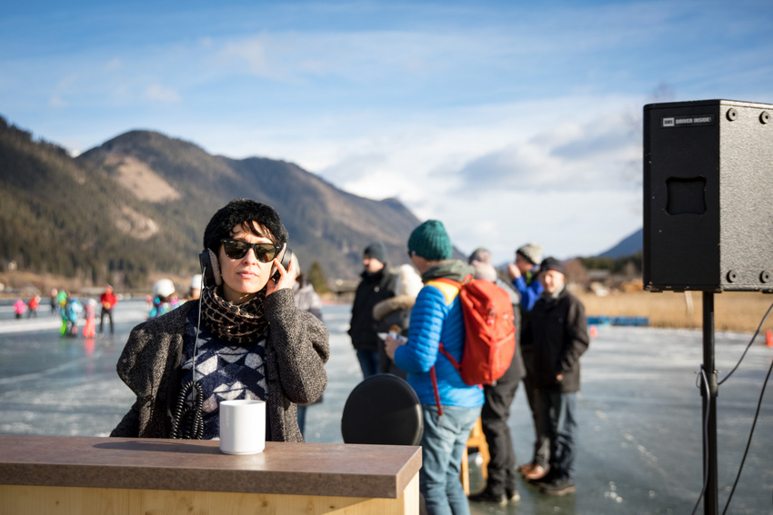 DJ Jane Jeschka Oszilat bei den Cocktailtagen Weissensee, Bild (c) Ulrike Zauner DJ Jane Jeschka Oszilat bei den Cocktailtagen Weissensee, Bild (c) Ulrike Zauner